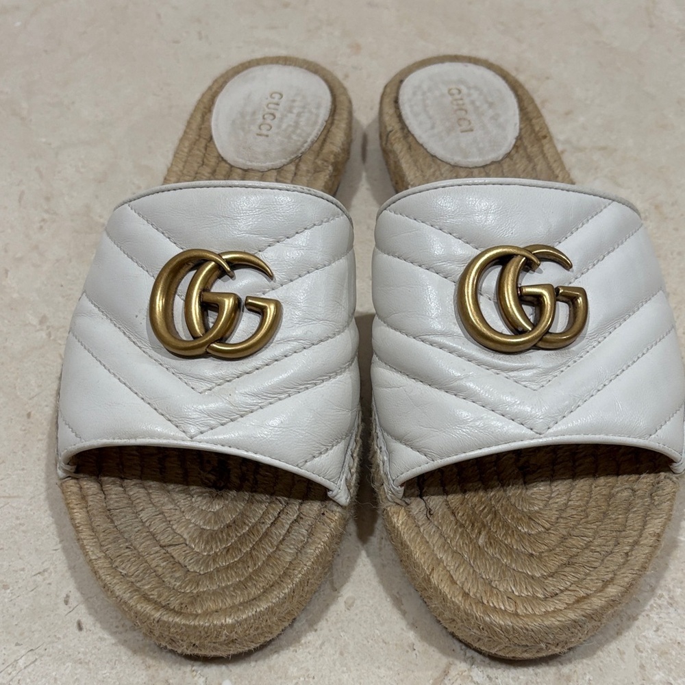 Gucci White and Gold Espadrille Slides